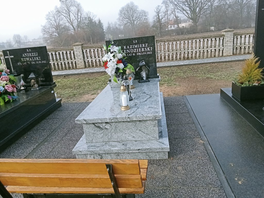 Grób Kazimierz Kendzierski